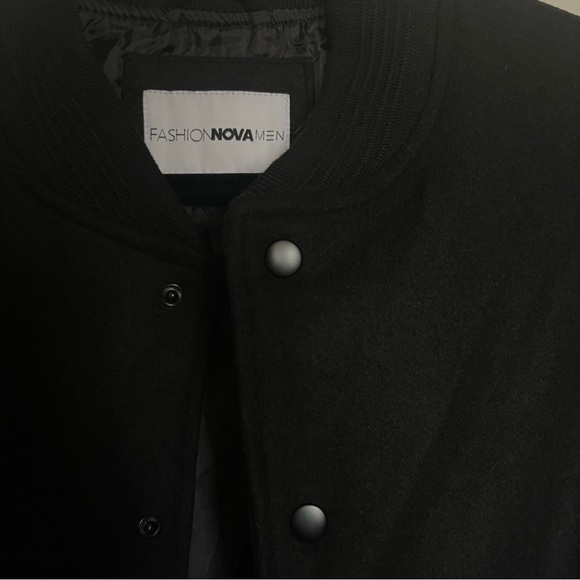 SOLD ❤️ Fashion Nova Men’s Varsity Jacket - Picture 3 of 4